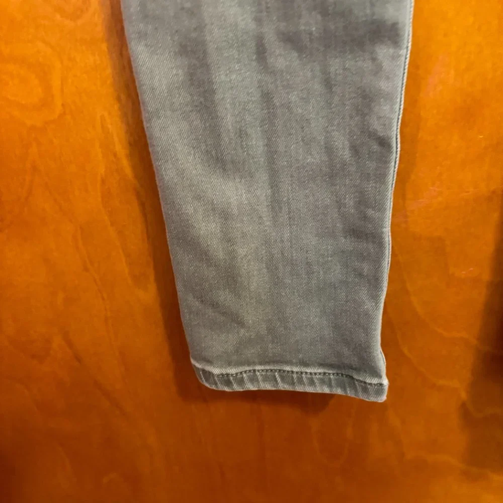 AMERICAN EAGLE JEANS 4 Green‎ Super Stretch Distressted